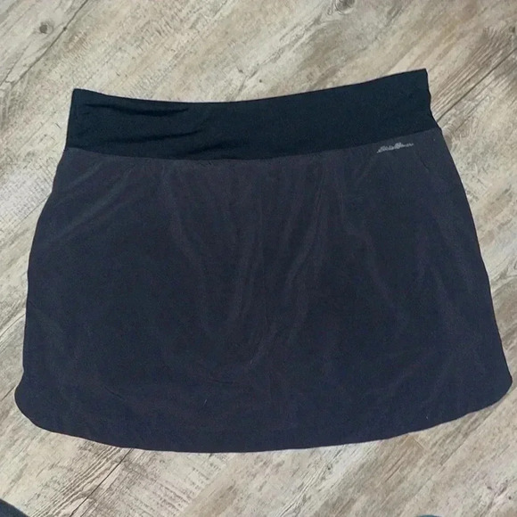 Eddie Bauer Golf Athletic skort size medium - Picture 3 of 3
